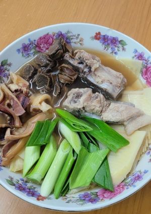 簡單食材做好料，經典酒家菜「魷魚螺肉蒜」 的食譜成品照片