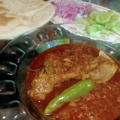 A picture of Karahi chicken.