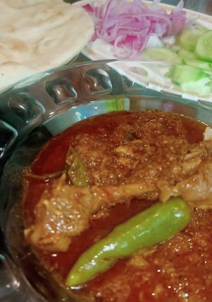 A picture of Karahi chicken.