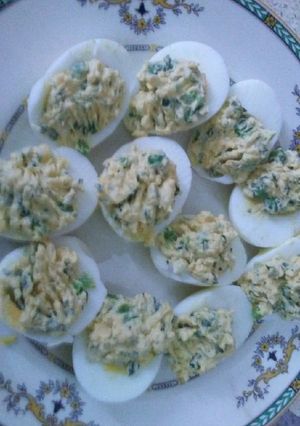Una foto de Huevos rellenos a mi manera