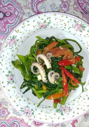 Foto resep Ca Kangkung Gurita