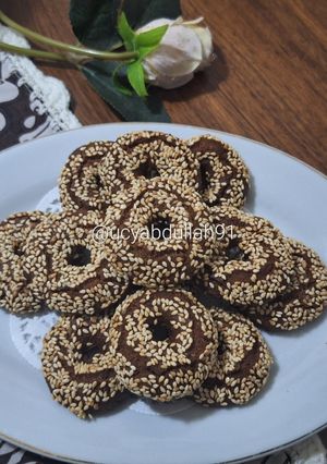 Foto resep ⚘️Kue ali/ kue cincin gula merah tabur wijen⚘️