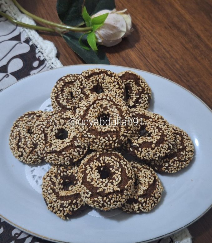 Foto resep ⚘️Kue ali/ kue cincin gula merah tabur wijen⚘️