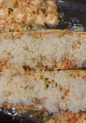 Töltött cukkinicsónakok recept fotója