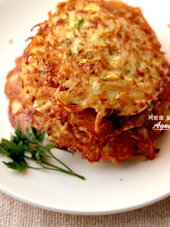 [阿妮塔♥yummy] 馬鈴薯櫛瓜煎餅。 的食譜成品照片