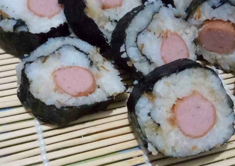 Sushi rumahan bekal anak sekolah