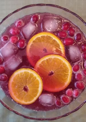 A picture of Quick Cranberry Punch.