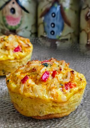 Una foto de Muffins (¿croquetas?) de arroz, zanahoria, morrón y ajoperejil con harina de garbanzos 🍚 sin gluten