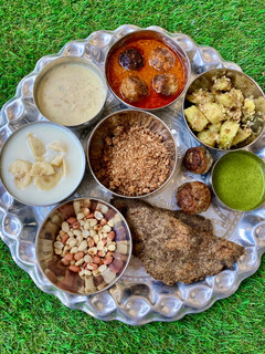 नवरात्रि व्रत थाली (Navratri vrat thali recipe in hindi) रेसिपी मुख्य फोटो