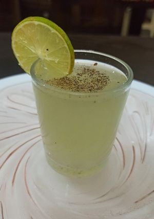 शिकंजी (shikanji recipe in Hindi) रेसिपी मुख्य फोटो