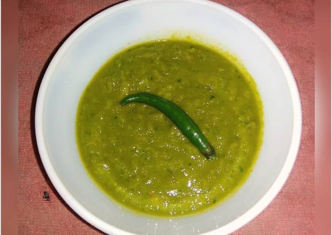 Recipe of Homemade Kacchi haldi ki chutney