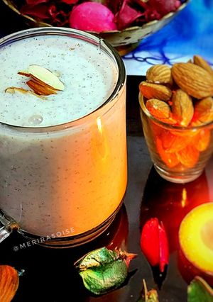 रागी बादाम माल्ट (ragi badam malt recipe in Hindi) रेसिपी मुख्य फोटो