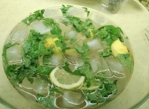 Gambar Air laici lemon pudina