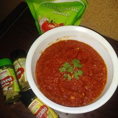A picture of Pizza sauce (homemade).