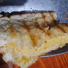 A picture of Cheese sandwich.
