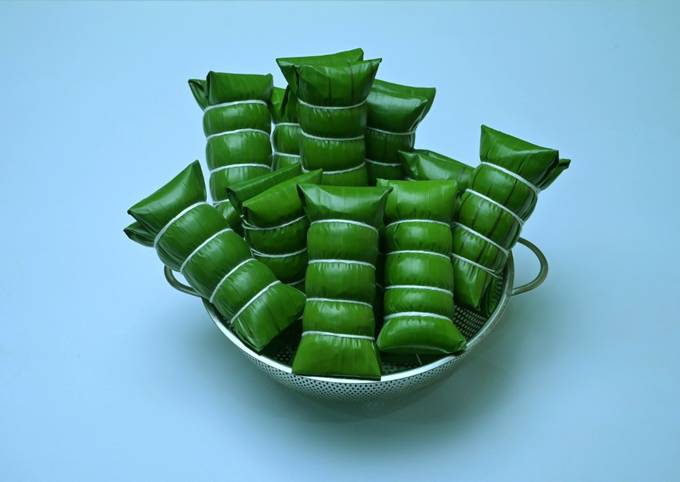 Resep Buras Pandan Direbus Kilat Hemat Gas oleh Wardat El Ouyun - Cookpad