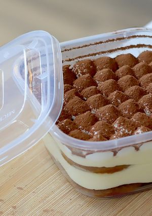 Foto resep Tiramisu Dessert Box