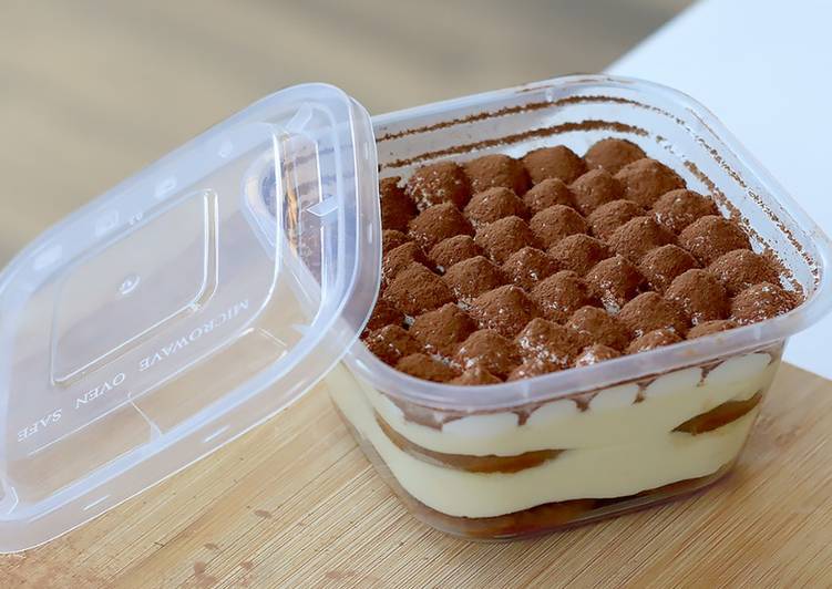 Bagaimana Menyiapkan Tiramisu Dessert Box, Menggugah Selera