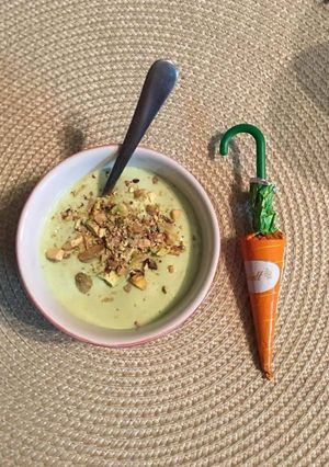 A picture of Avocado Pistachio Mousse.