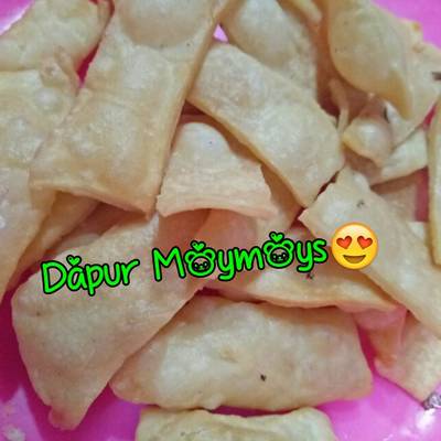 Resep Kripik Terigu Cemilan Super Simple Oleh Dapur Moymoys Cookpad