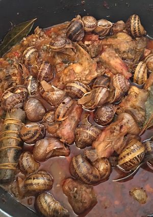 Una foto de Caracoles en salsa