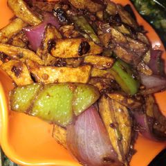 A picture of Honey chilli potato.