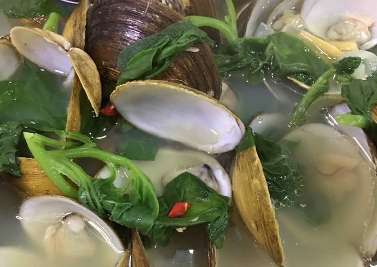 Steps to Prepare Award-winning Clam Tinola