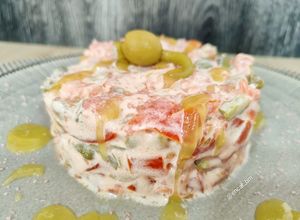 Foto principal de Tartar de tomate con encurtidos
