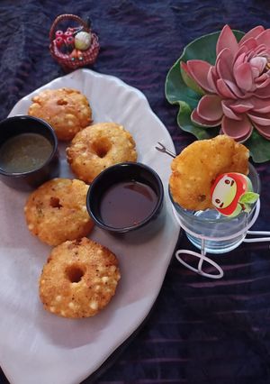 A picture of Sago pearl vada.