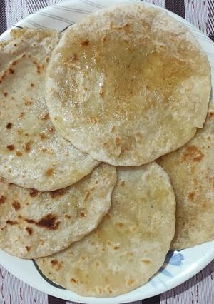 सांजाच्या पोळ्या (Sanjachya Polya Recipe In Marathi) रेसिपी चे मुख्य फोटो 
