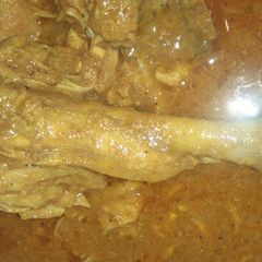 A picture of Chicken qorma.