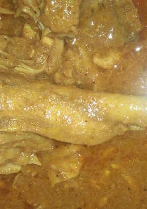 A picture of Chicken qorma.