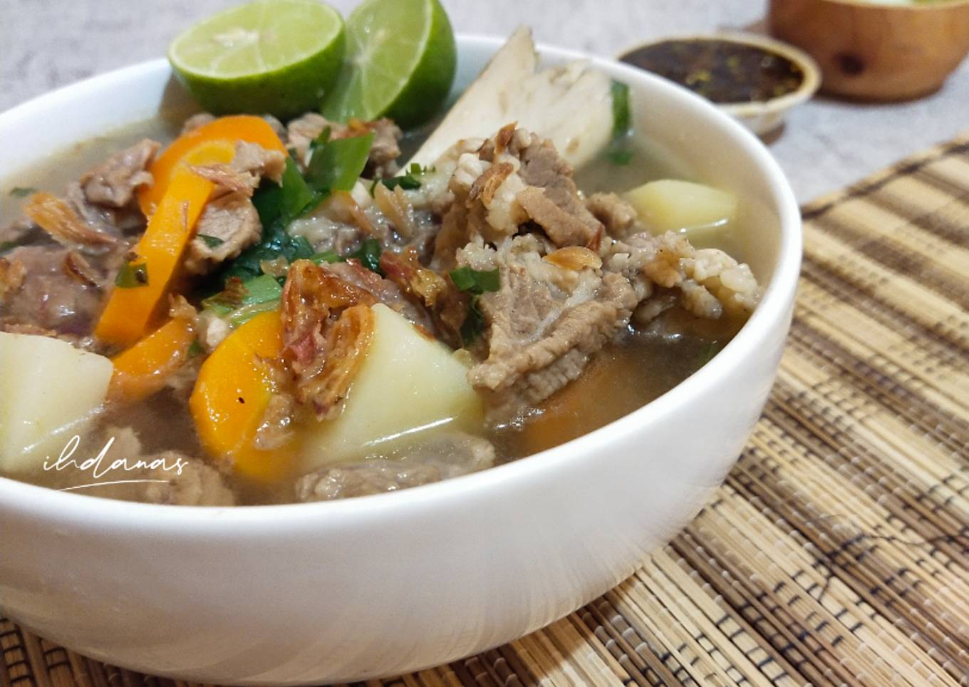 Sop Iga Daging Sapi (lezat empuk)