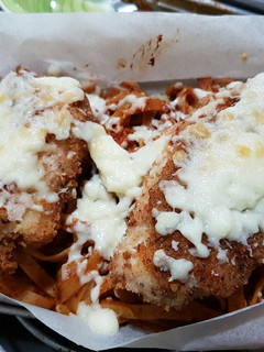 A picture of Breaded Parmesan Chicken w/ Mozzarella Pan Pasta (Toaster Oven).