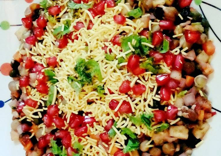 Mixed Sprouts Bhel