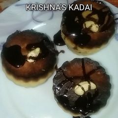 A picture of Cashew Nuts Mould Cake.