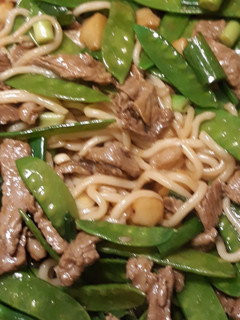 A picture of Udon Beef & Snow Peas.