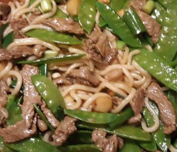 Popular Cuisine Udon Beef  Snow Peas Yummy