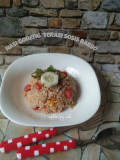 Foto resep Nasi Goreng Terasi Sosis dan Bakso