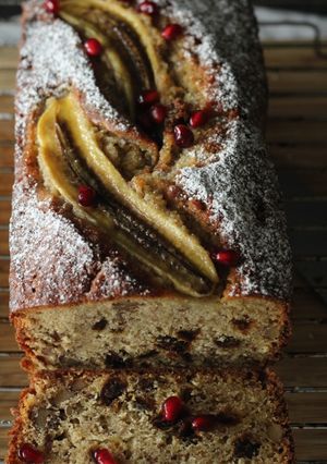 A picture of Banana and Date loaf.