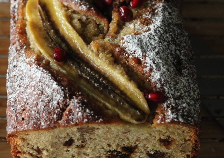 Banana and Date loaf
