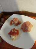 Pollo relleno envuelto