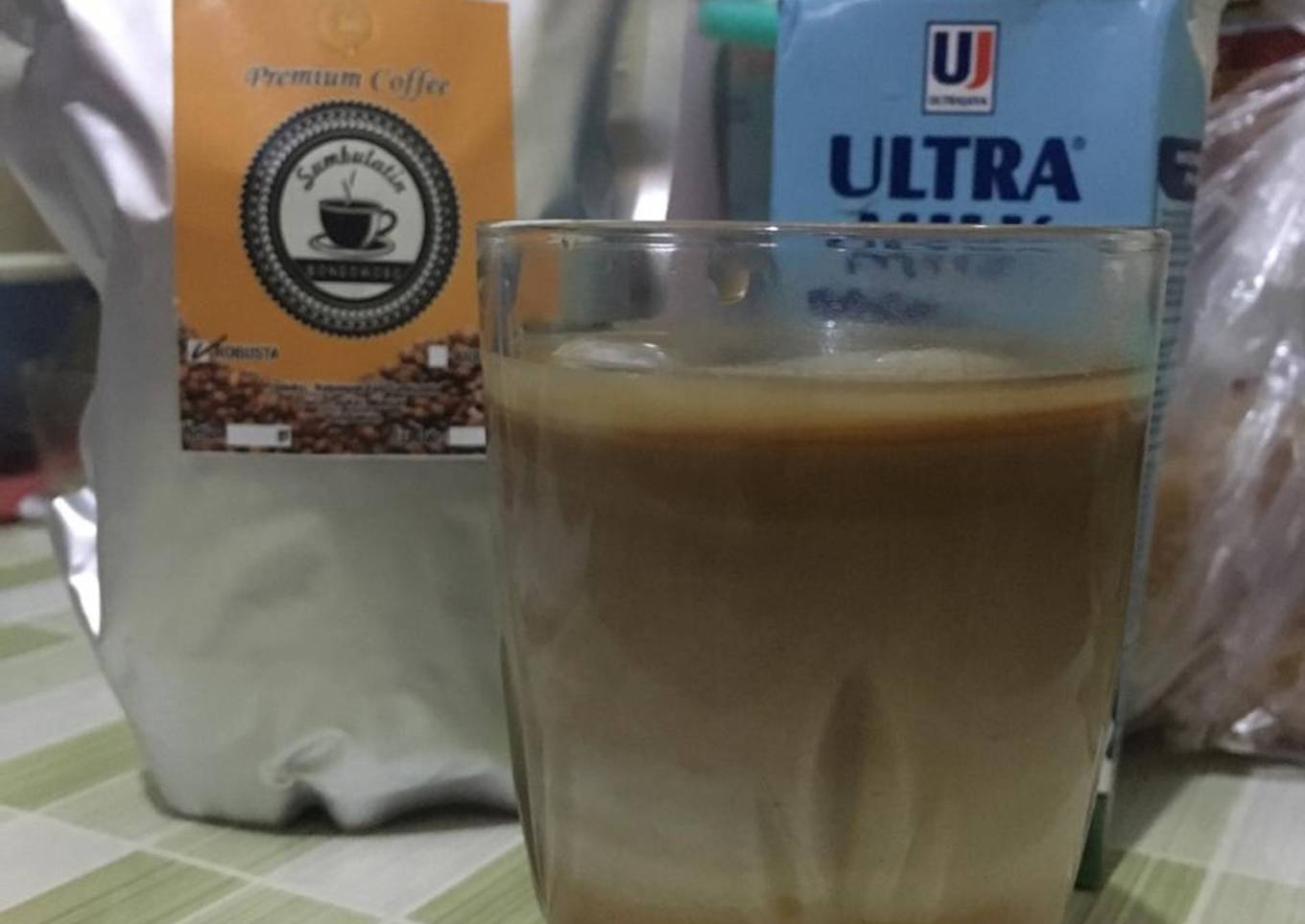 Es Kopi Susu Kekinian (tanpa alat kopi)