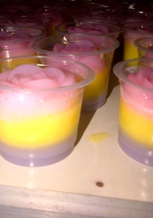 Foto resep Puding Mawar Pelangi