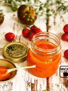 Una foto de Salsa de tomate casera