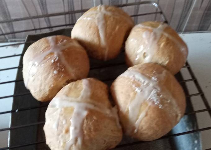 Steps to Make Speedy Hot Cross Bun