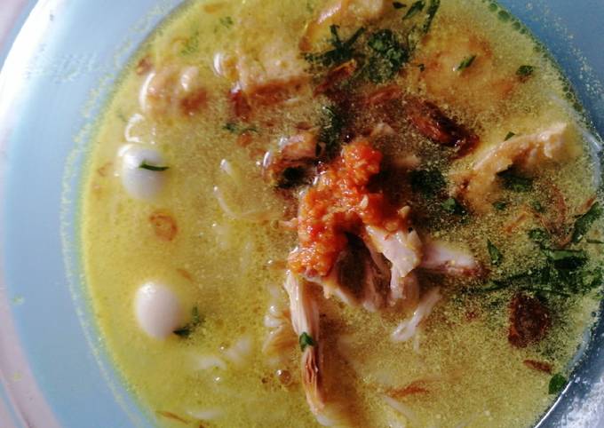 Soto ayam kuah santan