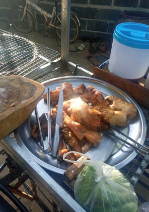 รูปของ หมูย่าง หมักสมุนไพร ๔ ภาค