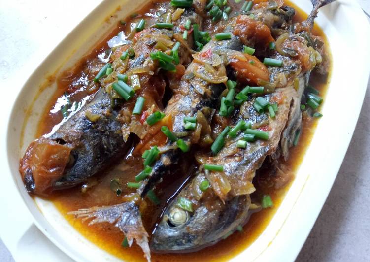 Tongkol asam manis