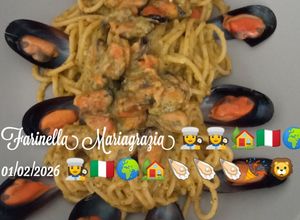 Foto di Spaghetti con patate basilico km zero e cozze 🦪👩‍🍳🇮🇹🌍🏡🦁
